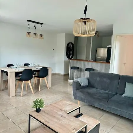 Apartment T3 - Spacieux Et Au Calme - Avec Jardin Privatif Saint-Laurent-de-Medoc